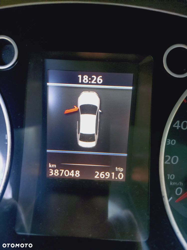 Volkswagen Passat 2.0 TDI Comfortline - 15