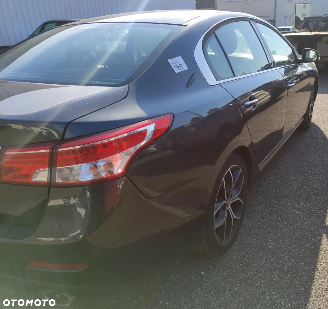 Renault Latitude - 5