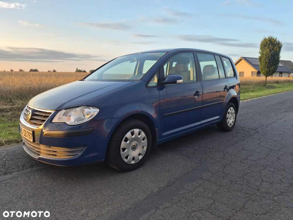 Volkswagen Touran 2.0 FSI Trendline - 1