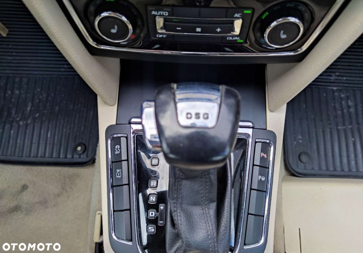 Skoda Superb 2.0 TSI Elegance Outdoor DSG - 35