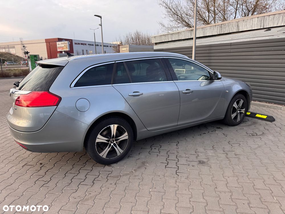 Opel Insignia 2.0 CDTI - 8