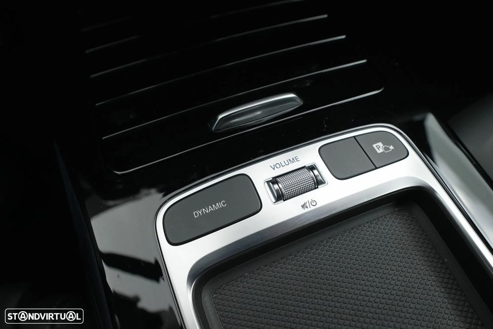 Mercedes-Benz CLA 200 Shooting Brake Progressive Aut. - 26