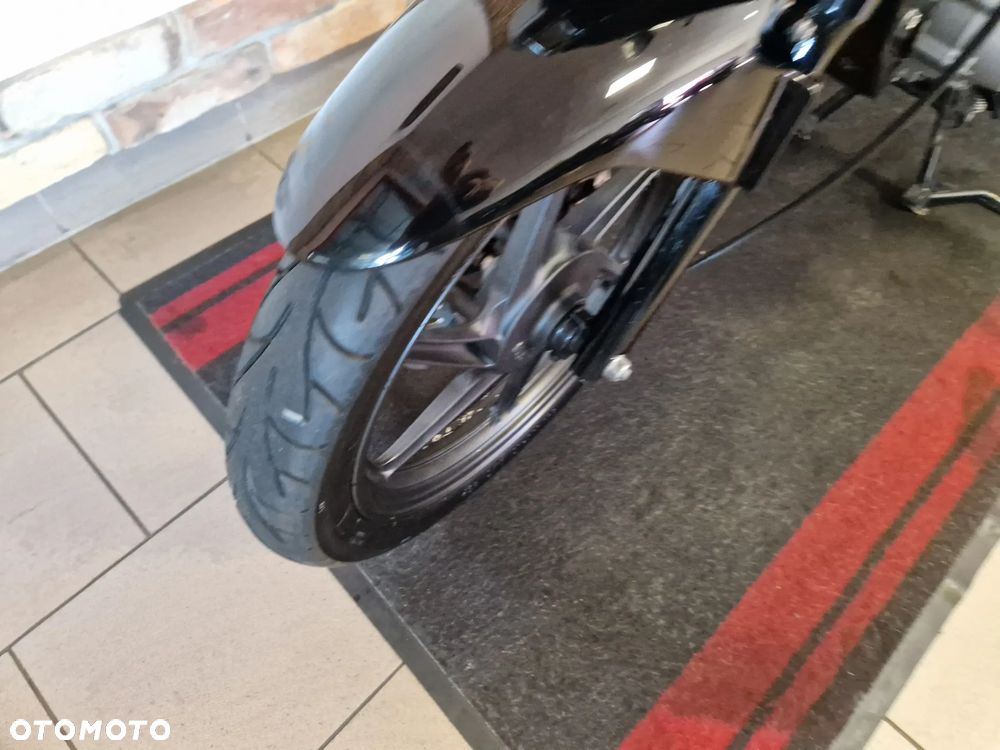 Honda CBF - 27