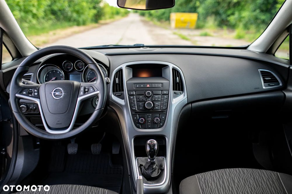 Opel Astra 1.6 - 4