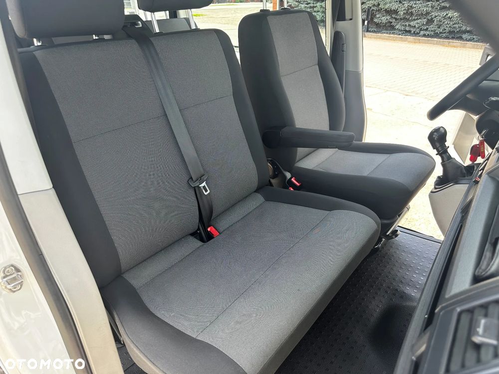 Volkswagen Transporter Lang - 22