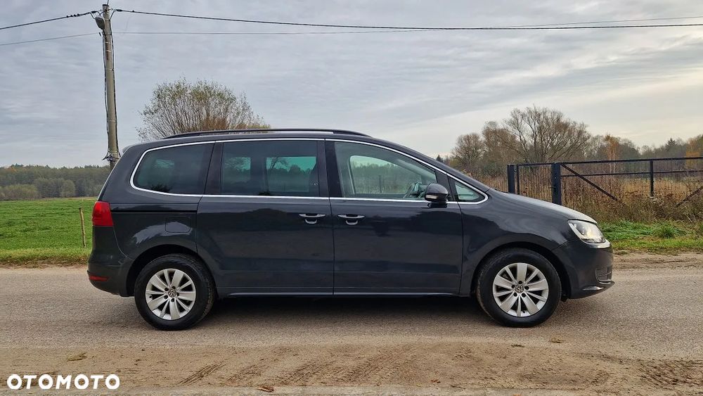Volkswagen Sharan 2.0 TDI Trendline DSG - 3