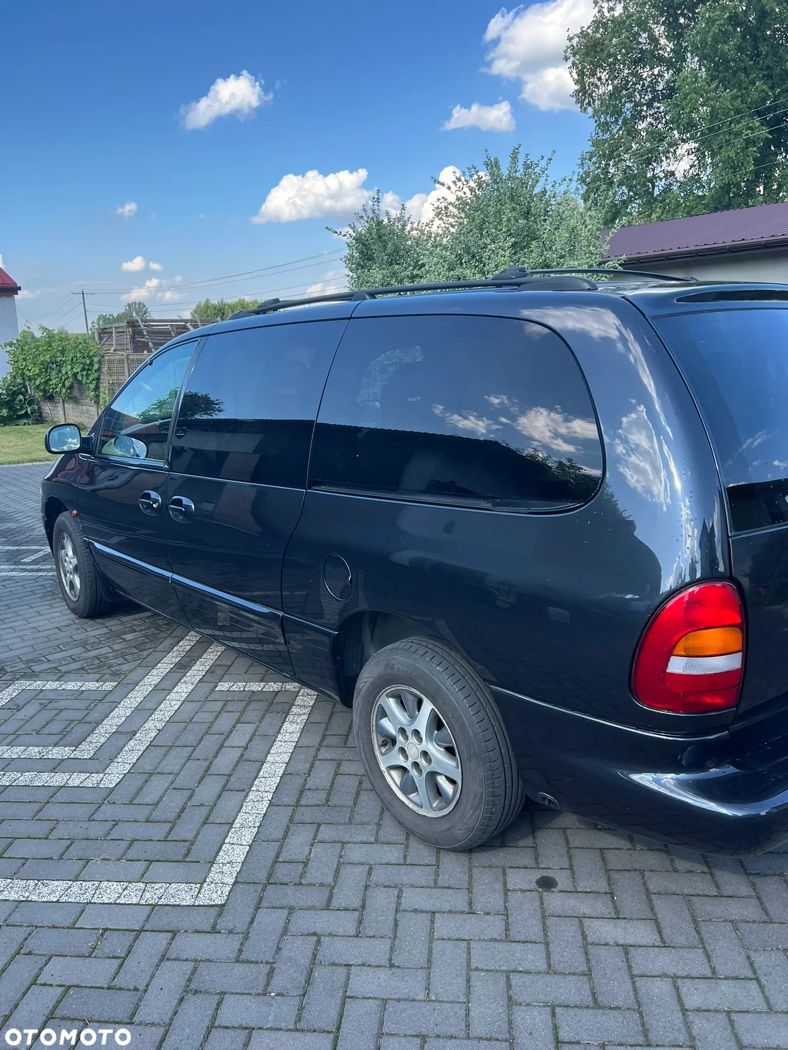 Chrysler Grand Voyager LE 3.3L - 4