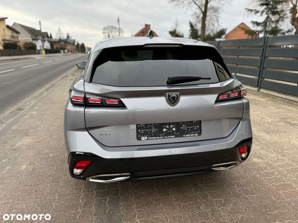 Peugeot 308 BlueHDi 130 EAT8 Allure - 12