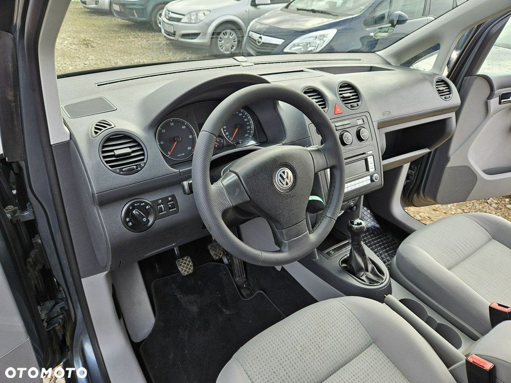 Volkswagen Caddy - 8