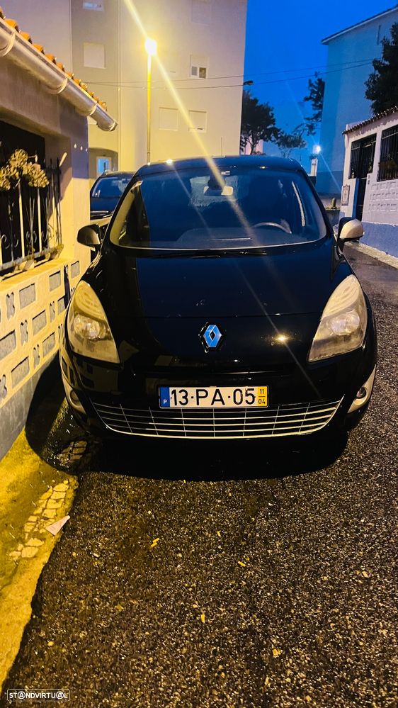 Renault Grand Scénic dCi 110 Expression - 1