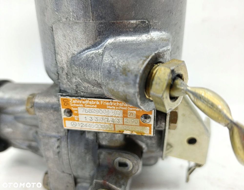 POMPA WSPOMAGANIA MERCEDES W124 200 D 2.0 7682900110 1244600980 - 3