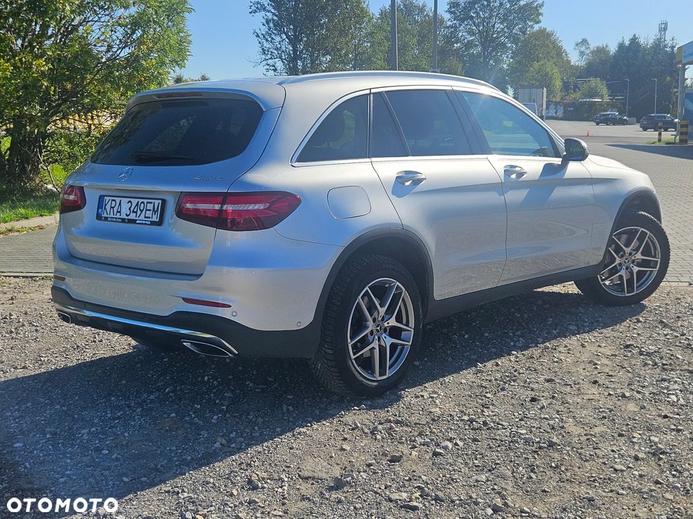 Mercedes-Benz GLC 300 4Matic 9G-TRONIC - 25