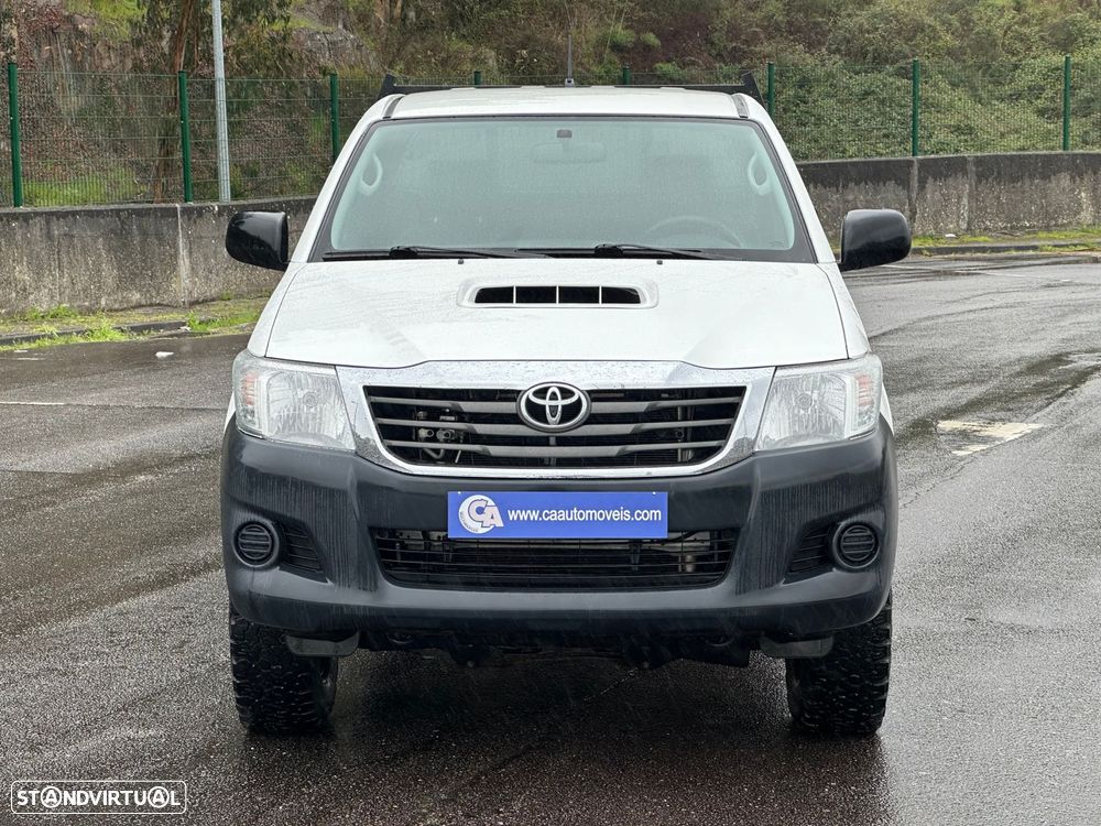 Toyota Hilux 2.5 D-4D 4WD CE CM AC - 2
