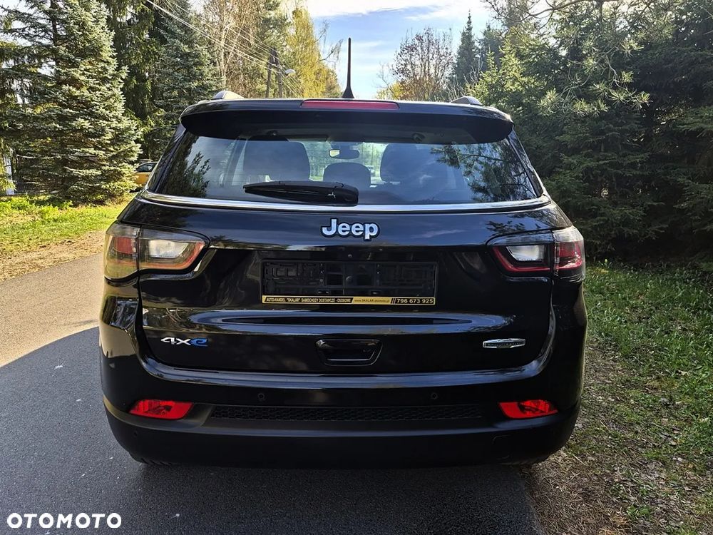 Jeep Compass - 29