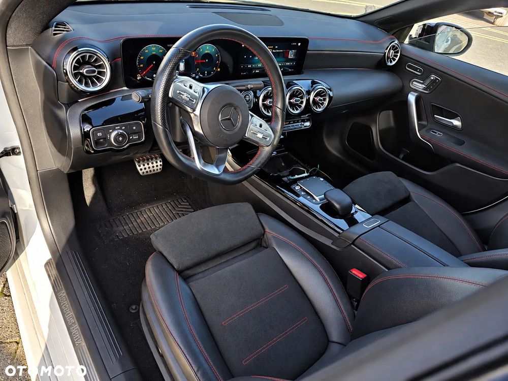 Mercedes-Benz CLA - 5