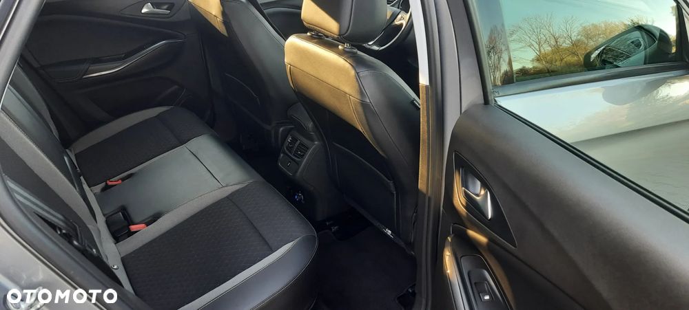 Opel Grandland X - 18