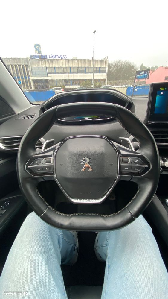 Peugeot 3008 1.6 Hybrid Allure Pack e-EAT8 - 27