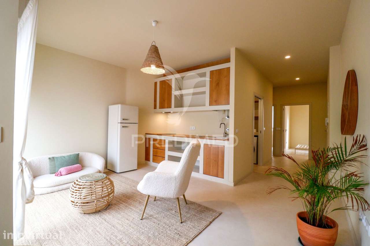 Águeda - prédio residencial com 3 apartamentos (2 T2 + 1 T1) no cen... - Grande imagem: 2/38