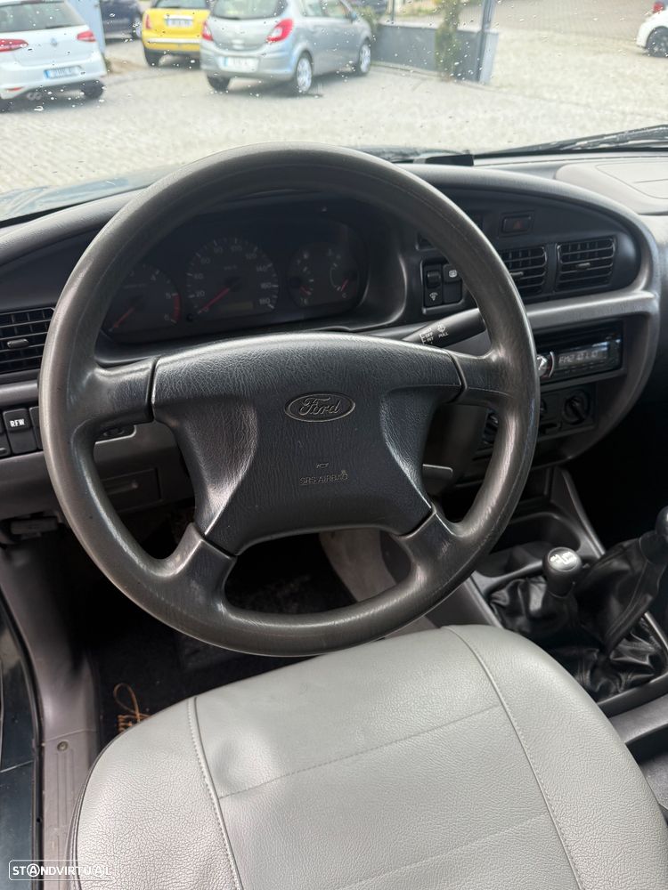 Ford Ranger 2.5 TD Dupla - 10