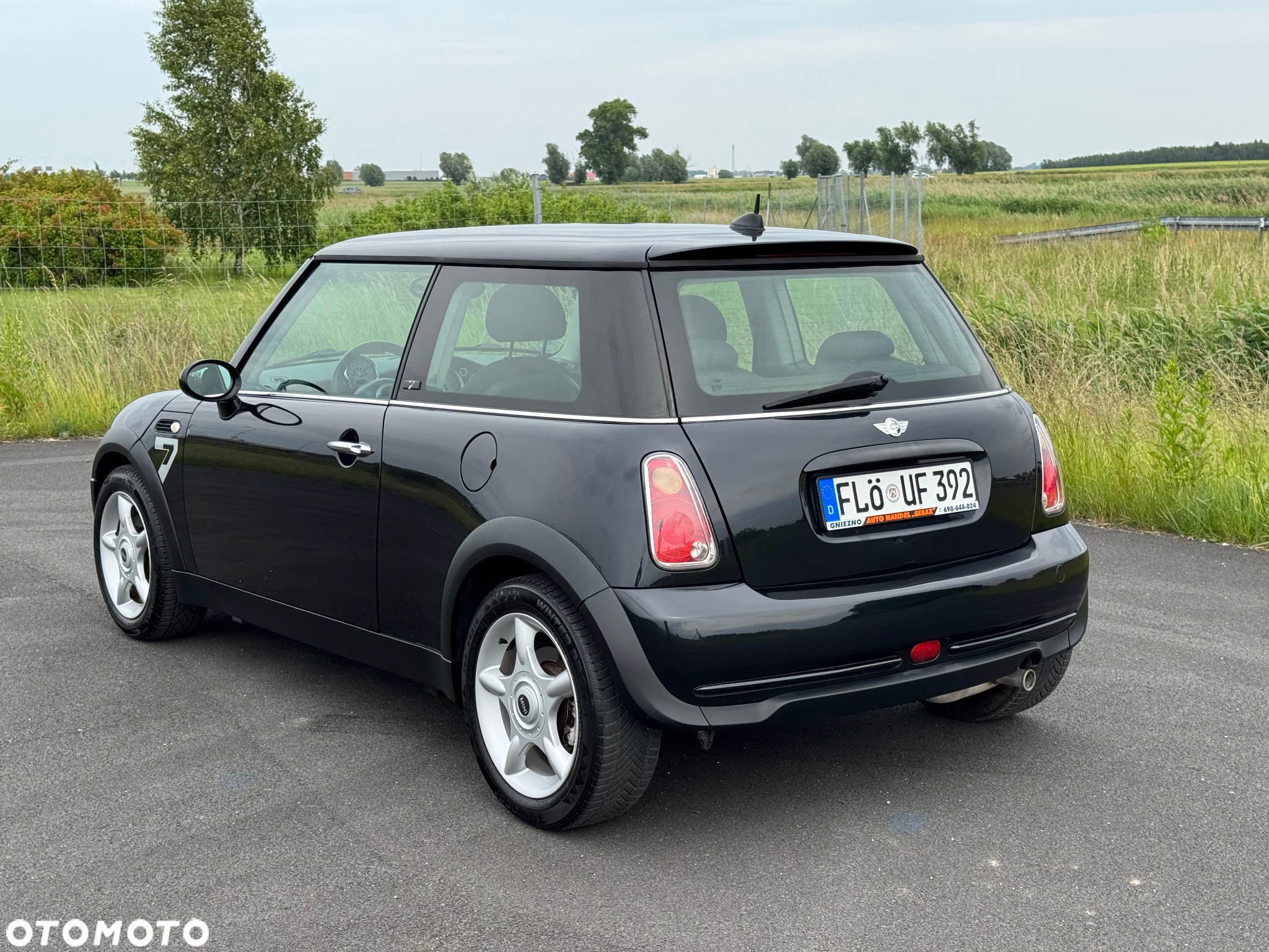 MINI ONE Seven - 12