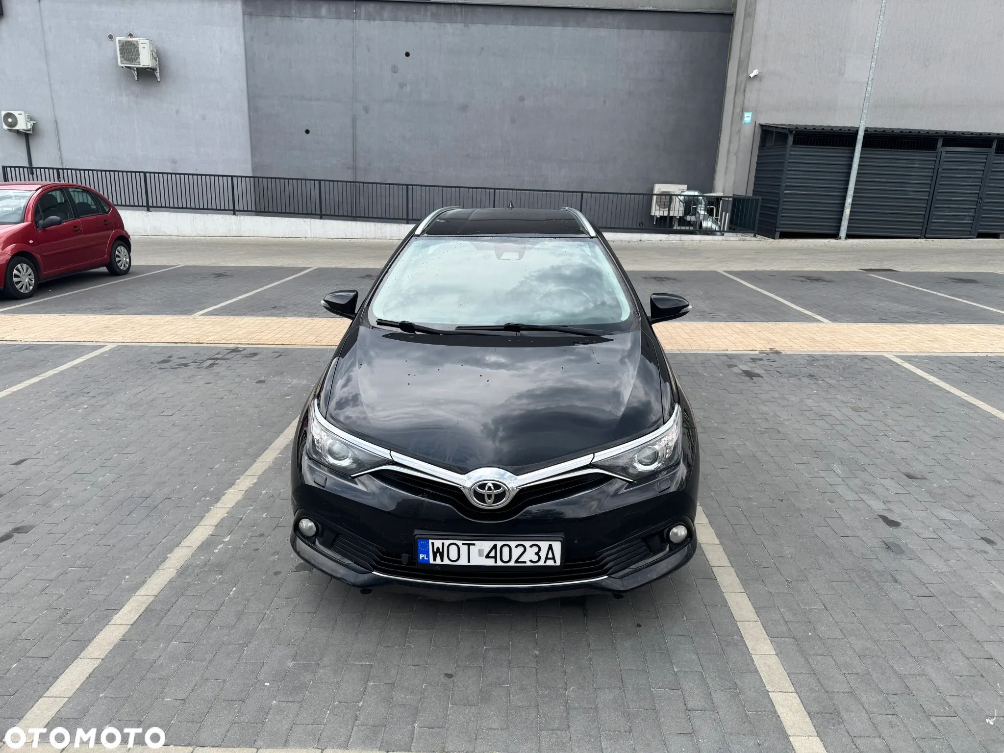 Toyota Auris - 1