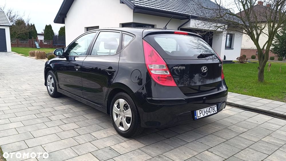 Hyundai i30 1.4 FIFA WM Edition - 9