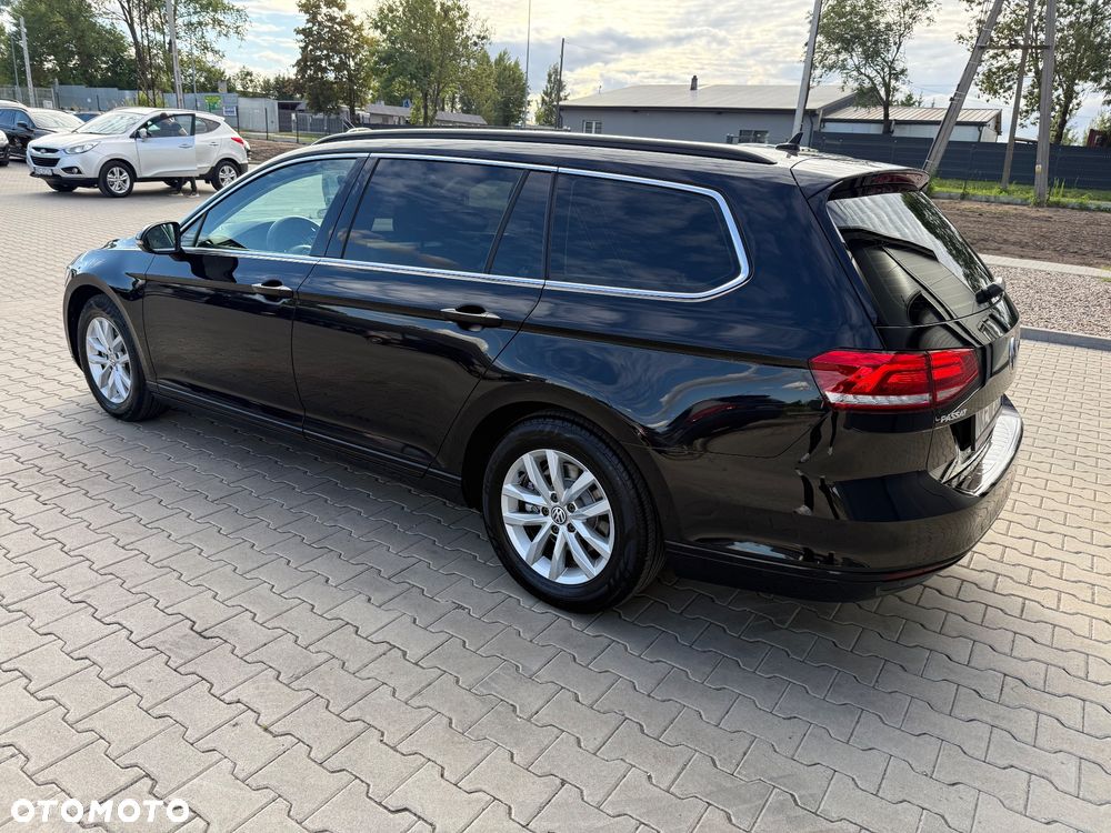 Volkswagen Passat 2.0 TDI SCR Comfortline - 5