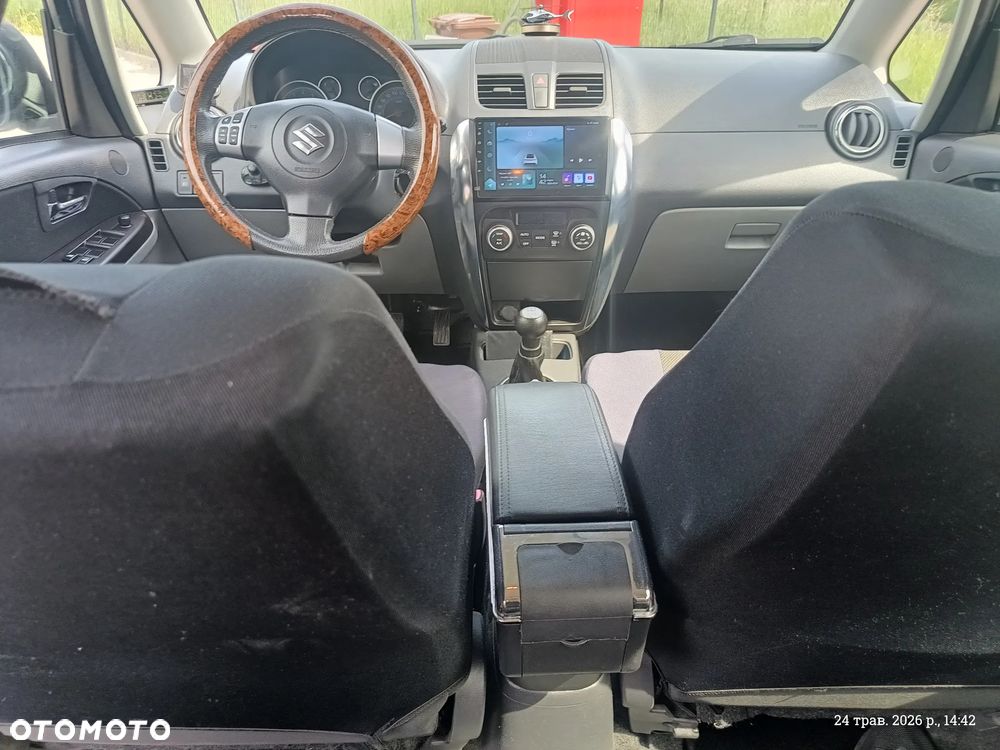 Suzuki SX4 1.6 VVT 4x2 City - 10