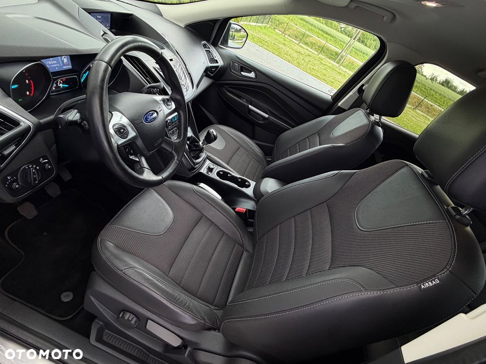 Ford Kuga 2.0 TDCi 4WD Titanium Plus - 21
