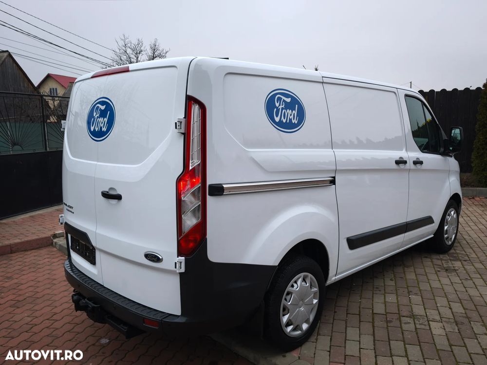 Ford Transit Custom - 10