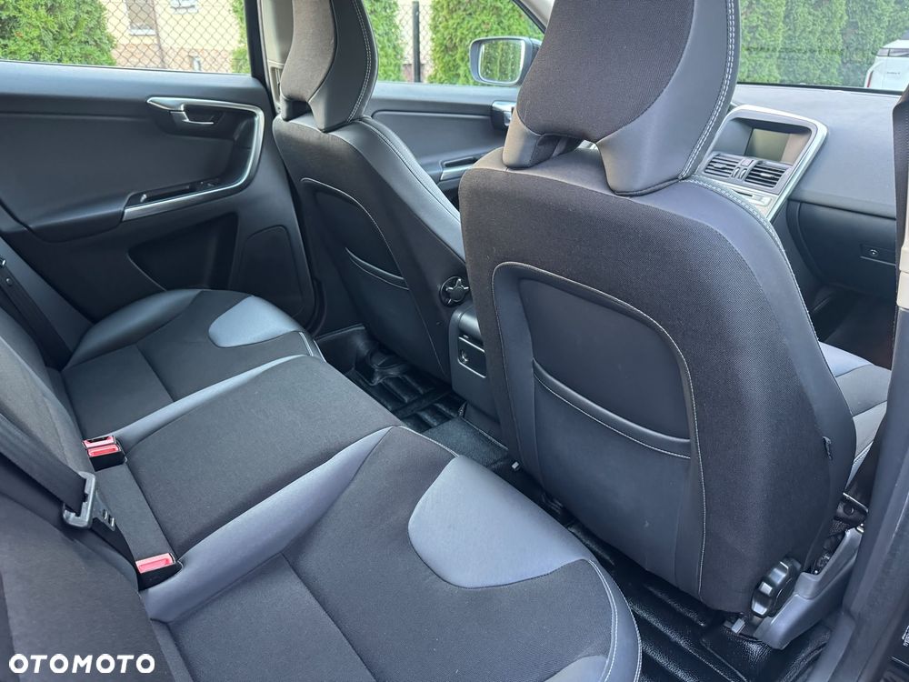 Volvo XC 60 D5 AWD Edition Pro - 7