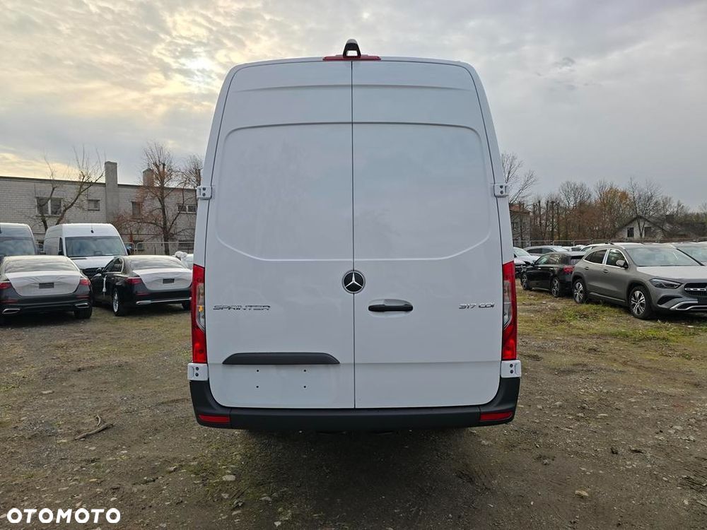 Mercedes-Benz Sprinter 317 CDI Long PRO 9G-Tronic - 5