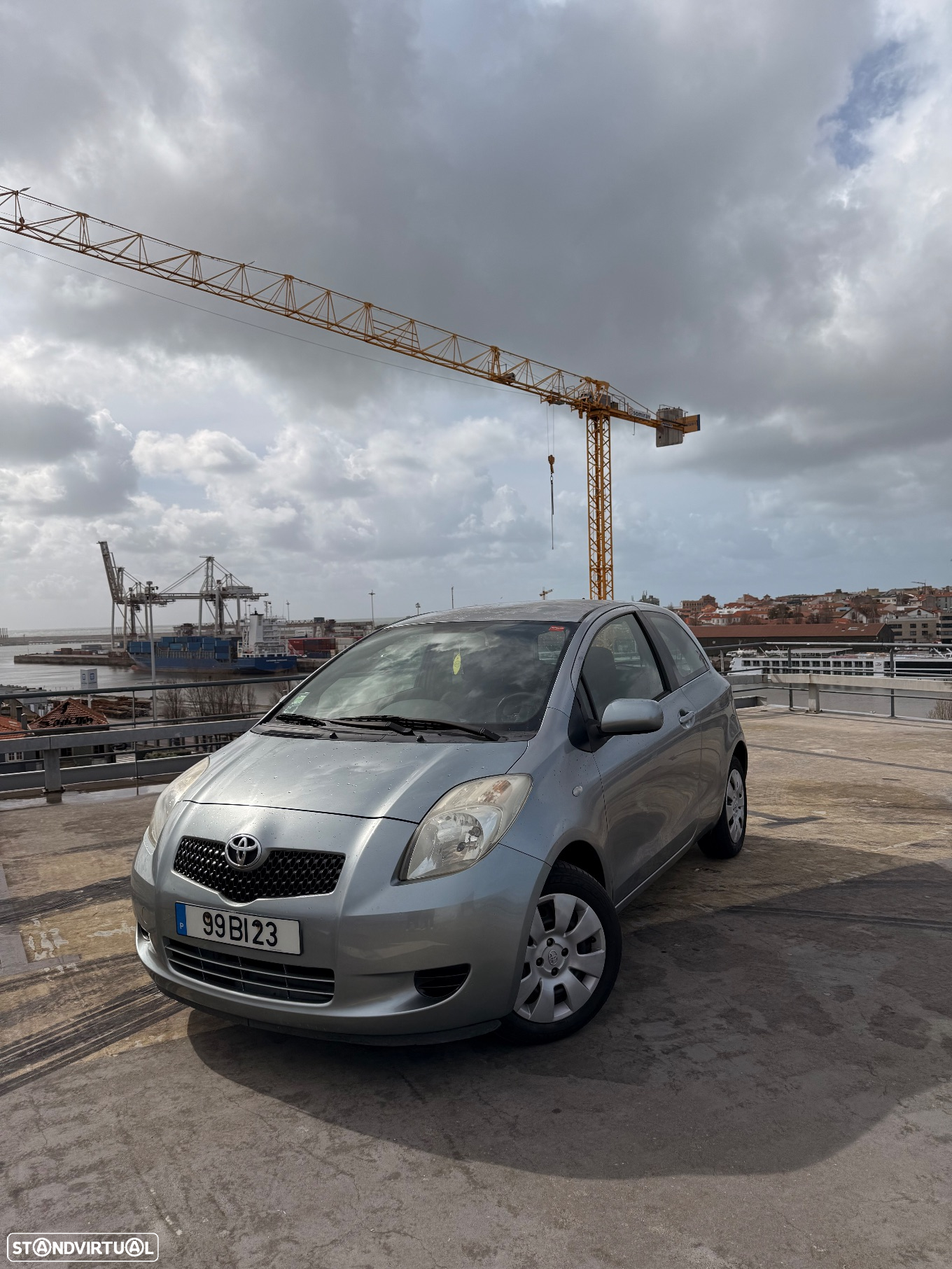 Toyota Yaris 1.0 VVT-i AC Manual - 2