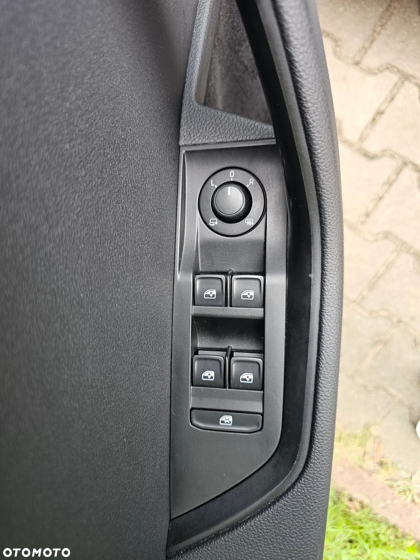 Skoda Superb 2.0 TDI DSG Premium Edition - 26
