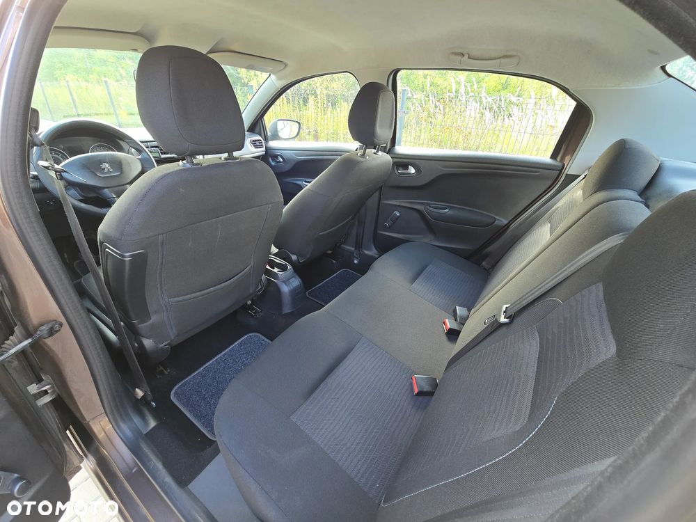 Peugeot 301 1.6 HDi Active - 8
