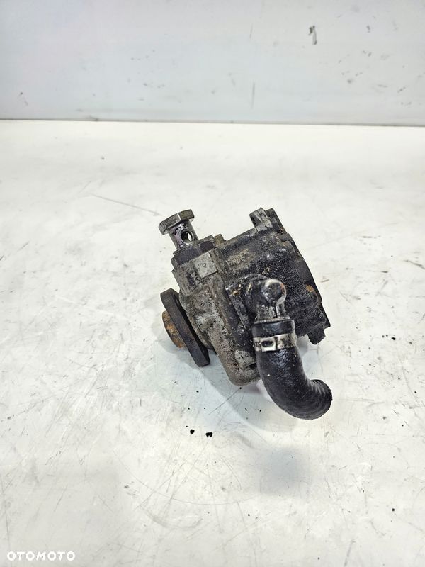 POMPA WSPOMAGANIA AUDI A4 B6 A6 C5 3.0 BENZYNA 8E0145155F - 3