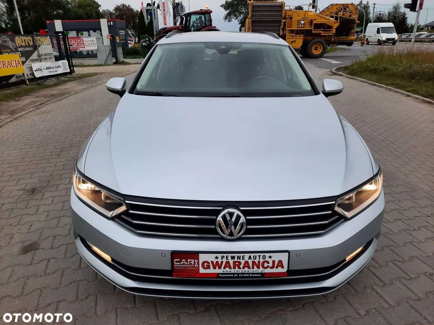 Volkswagen Passat Variant 2.0 TDI DSG (BlueMotion Technology) Comfortline - 4