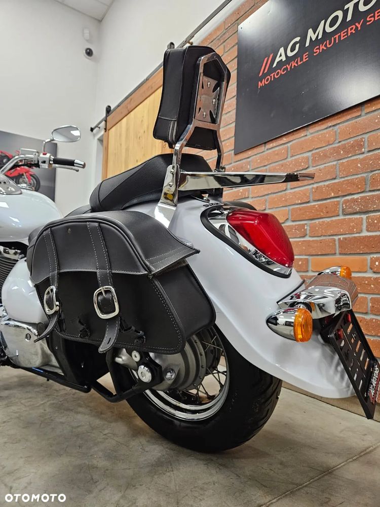 Suzuki VL 800 Volusia - Boulevard C50 - 17