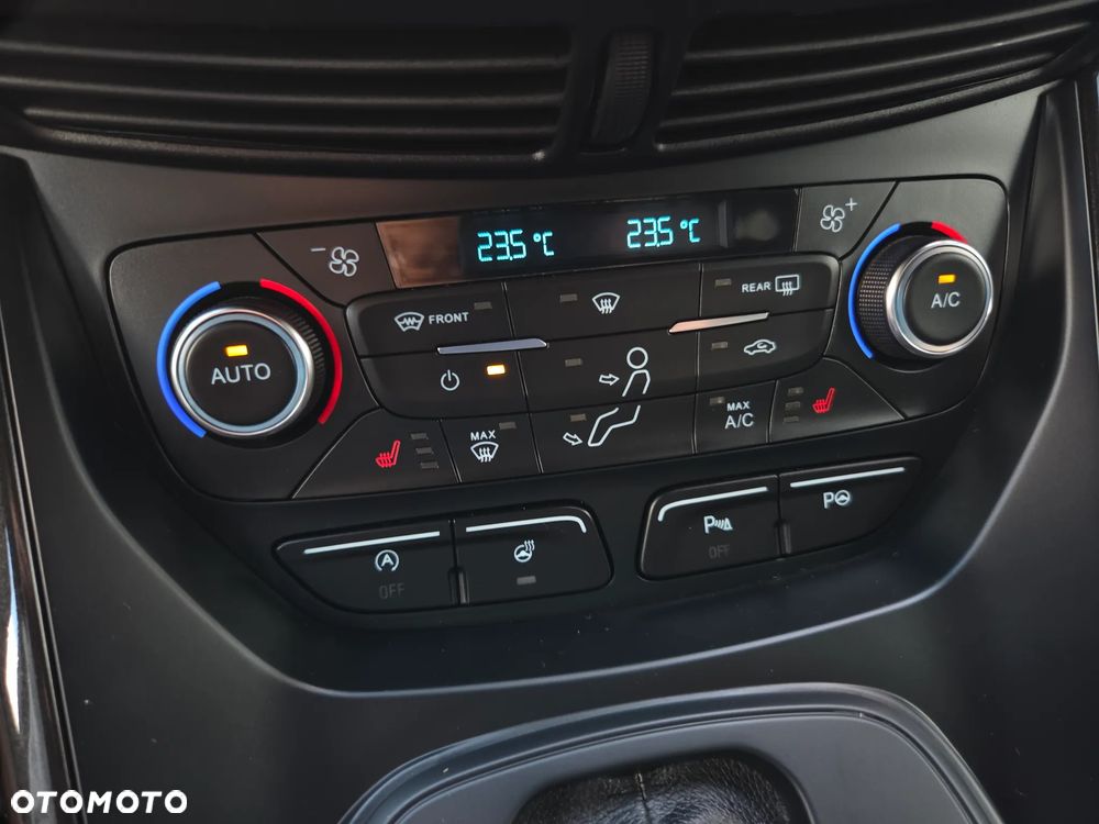 Ford Kuga 1.5 EcoBoost 4x4 ST-Line - 31
