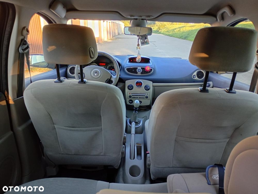 Renault Clio 1.5 dCi Extreme - 15