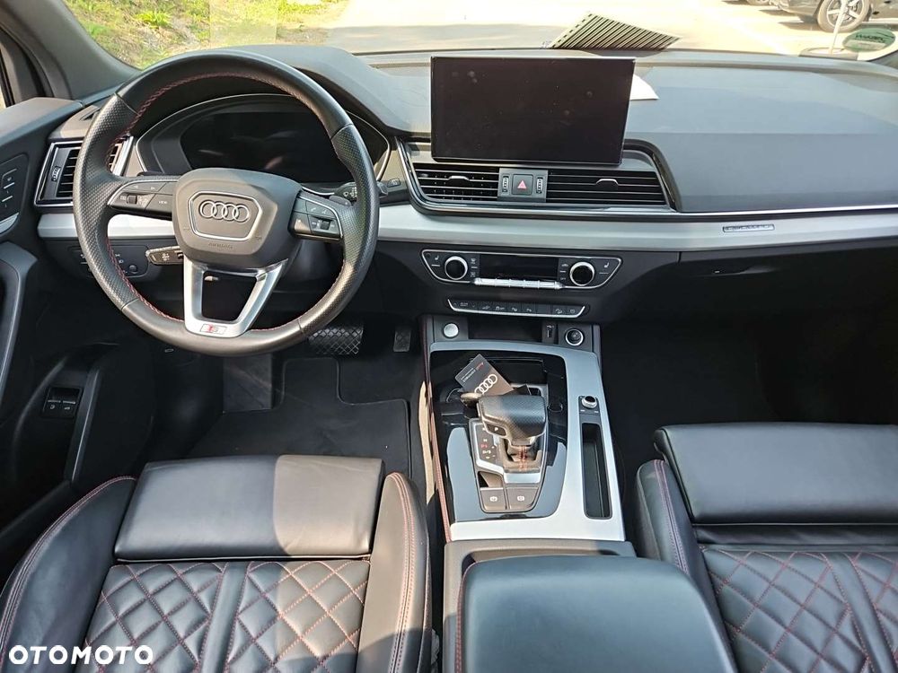 Audi Q5 50 TFSIe quattro S tronic S line business - 4