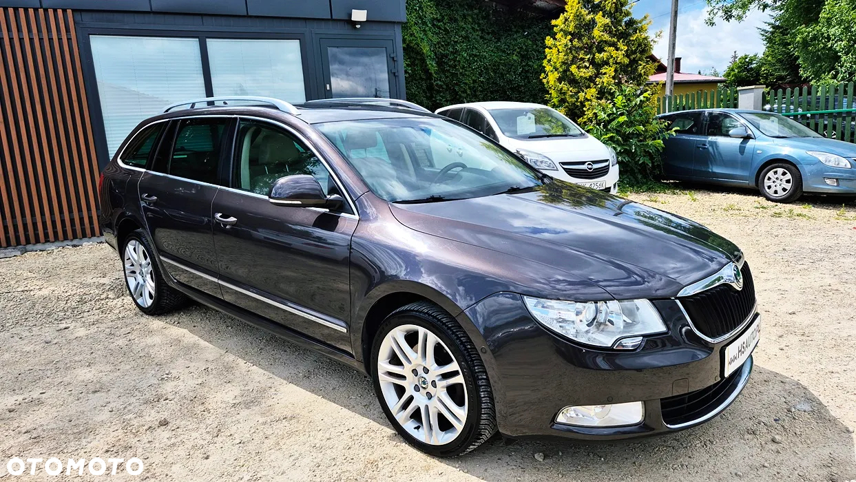 Skoda Superb 2.0 TSI Business DSG - 8