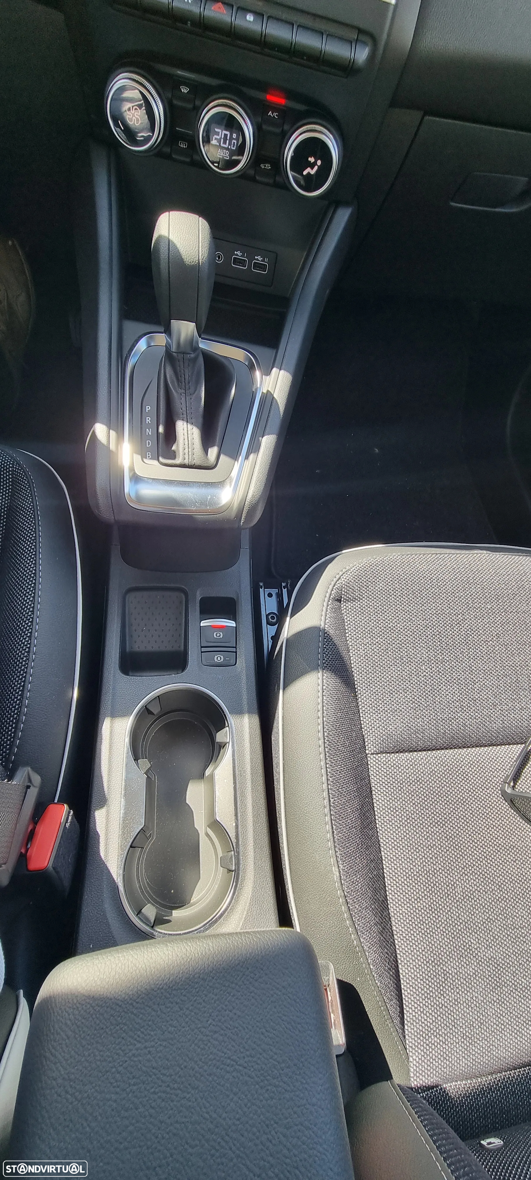 Mitsubishi ASX 1.6 PHEV Intense - 18