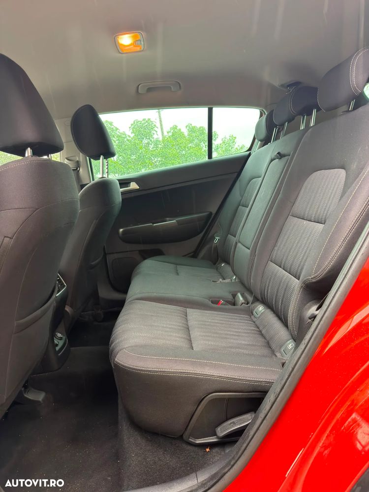 Kia Sportage 1.6 GDI 6MT 4x2 Classic - 11