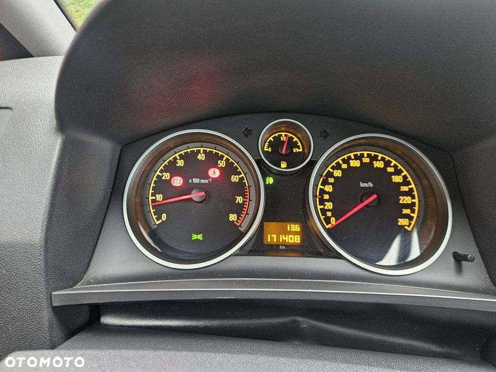 Opel Zafira - 26