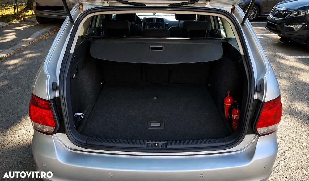 Volkswagen Golf 2.0 TDI DPF DSG Comfortline - 11