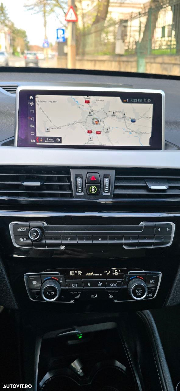 BMW X1 - 24
