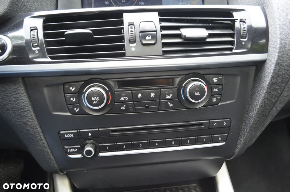 BMW X3 xDrive28i - 17