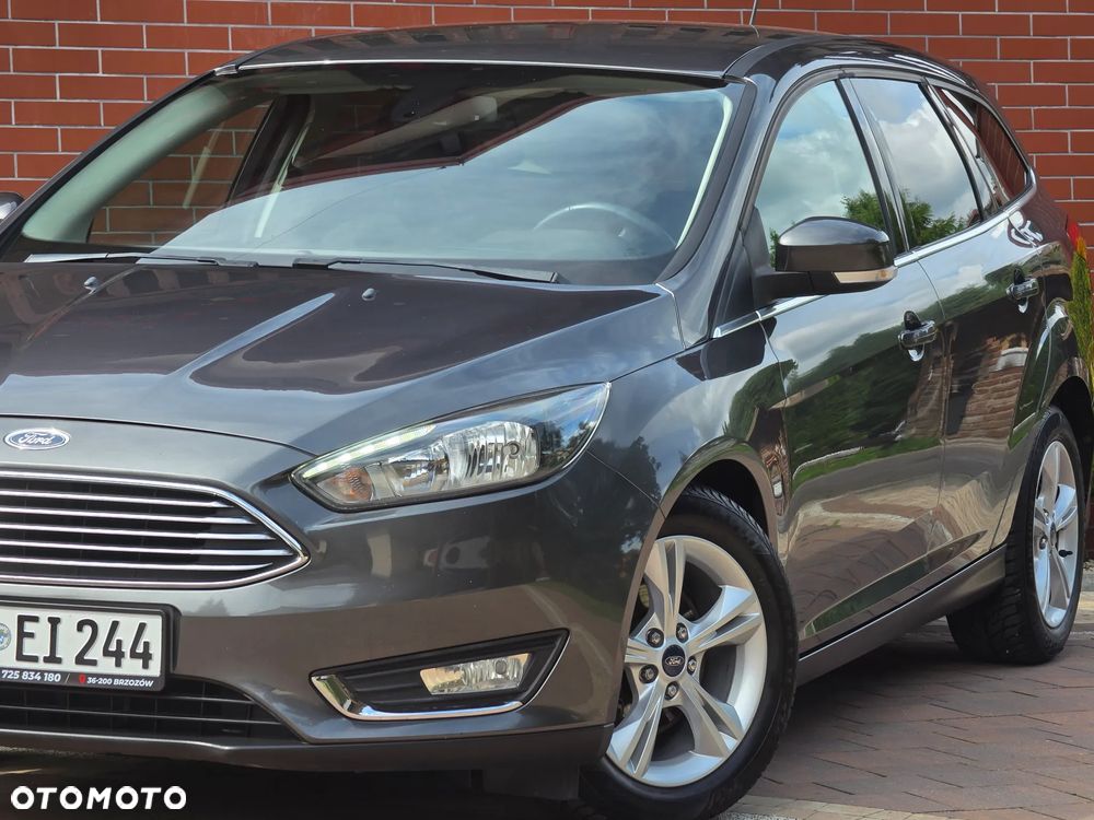 Ford Focus 1.0 EcoBoost Titanium - 10