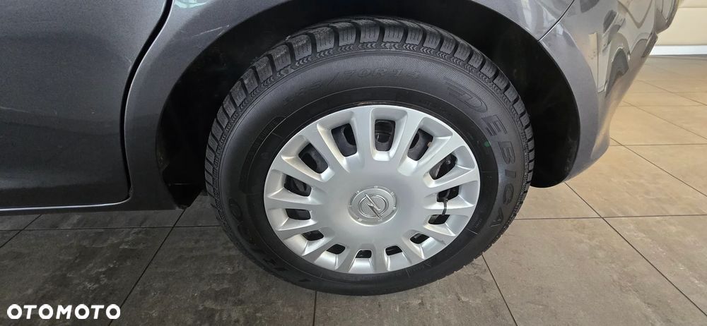 Opel Corsa 1.2 16V Enjoy - 10